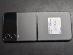 Używany - Samsung Galaxy Z Flip 4 128GB Grafitowy (Graphite) - obrazek 2