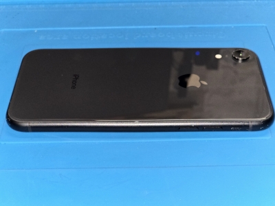 Używany - Apple iPhone XR 64GB Czarny - obrazek 7