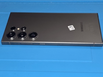 Używany - Samsung Galaxy S24 Ultra 512GB Czarny - obrazek 4