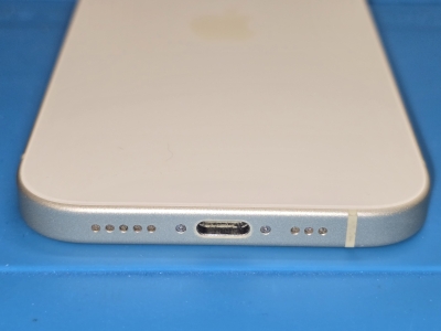 Używany - Apple iPhone 15 128GB Żółty - obrazek 7