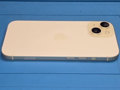 Używany - Apple iPhone 15 128GB Żółty - obrazek 6