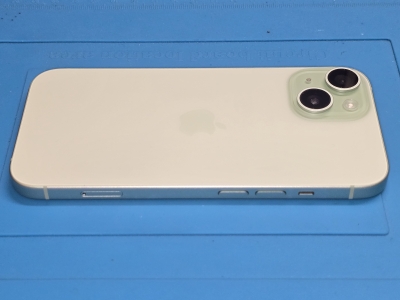 Używany - Apple iPhone 15 128GB Zielony - obrazek 6