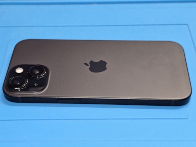 Używany - Apple iPhone 15 128GB Czarny - obrazek 3