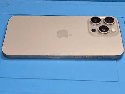 Używany - Apple iPhone 15 Pro Max 512GB Tytanowy - obrazek 6