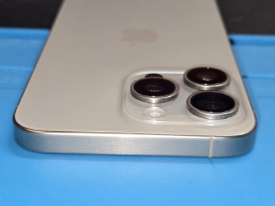 Używany - Apple iPhone 15 Pro Max 512GB Tytanowy - obrazek 5