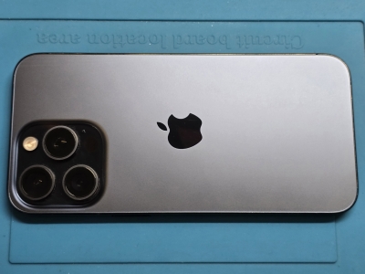 Używany - Apple iPhone 15 Pro Max 256GB Granatowy - obrazek 3