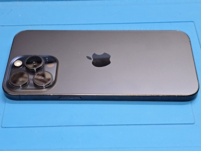 Używany - Apple iPhone 15 Pro Max 256GB Granatowy - obrazek 4