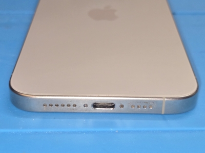 Używany - Apple iPhone 15 Pro Max 256GB Tytanowy - obrazek 7