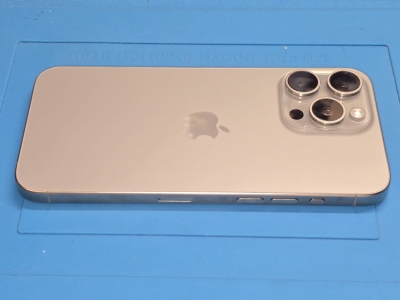 Używany - Apple iPhone 15 Pro Max 256GB Tytanowy - obrazek 6