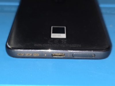 Używany - Motorola Edge 30 Neo 128GB Czarny - obrazek 9